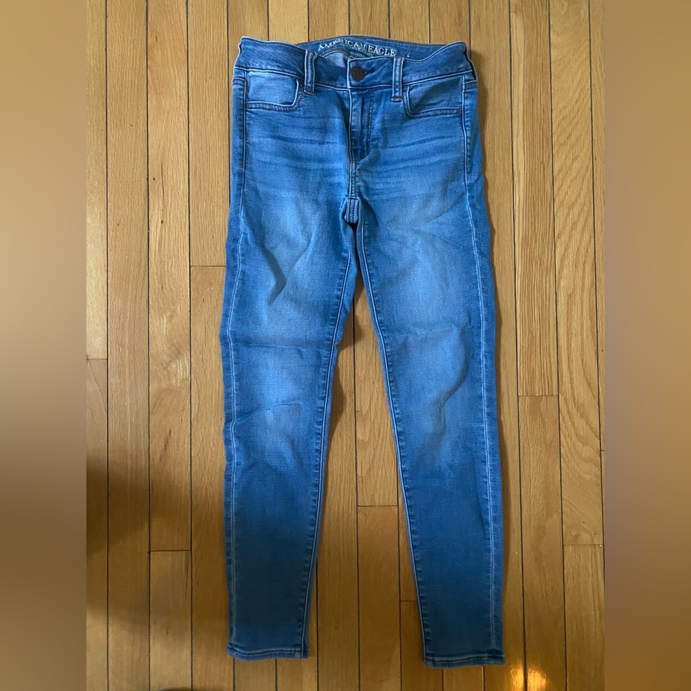 American Eagle Outfitters Light Blue Skinny Jeans